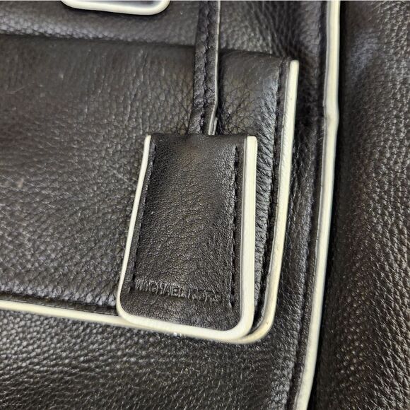 Michael Kors Medium Audrey Satchel classic black & white‎ pebbled leather bag - Picture 13 of 16
